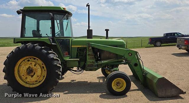 Image of John Deere 4030 equipment image 3