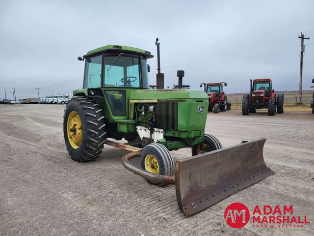 Image of John Deere 4030 equipment image 1