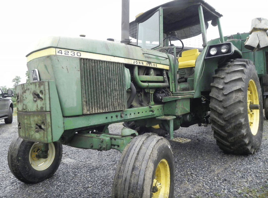 Image of John Deere 4230 Primary image