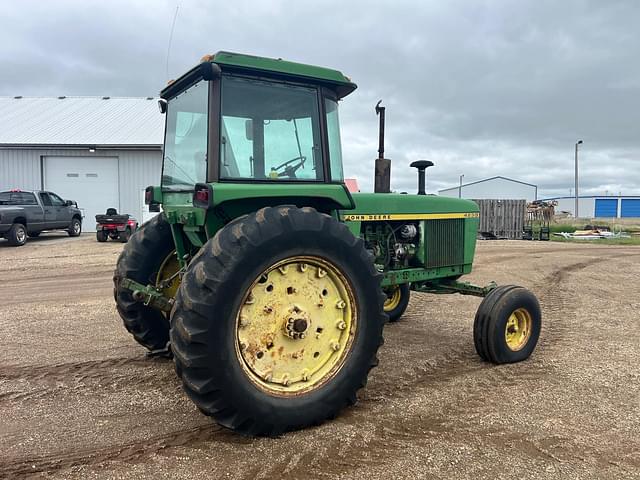 Image of John Deere 4230 equipment image 4