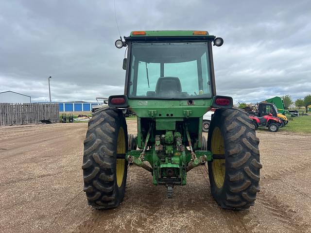 Image of John Deere 4230 equipment image 3