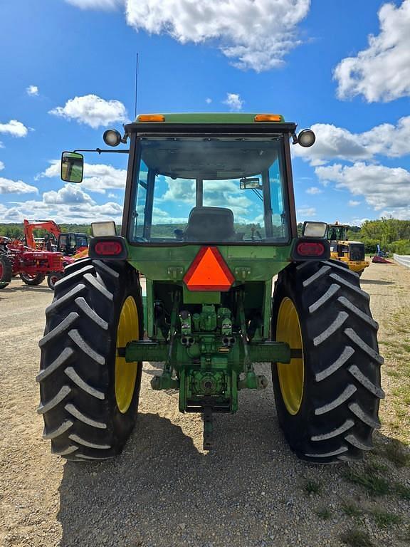 Image of John Deere 4230 equipment image 3