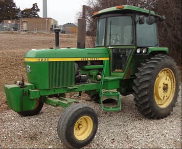 Main image John Deere 4230