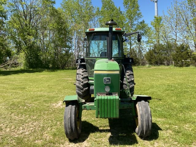 Image of John Deere 4230 equipment image 1