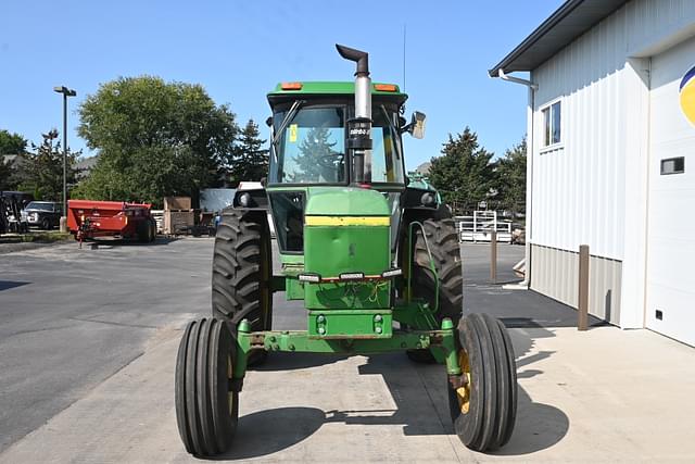 Image of John Deere 4230 equipment image 3