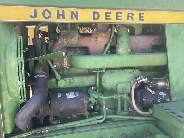 Image of John Deere 4430 equipment image 2