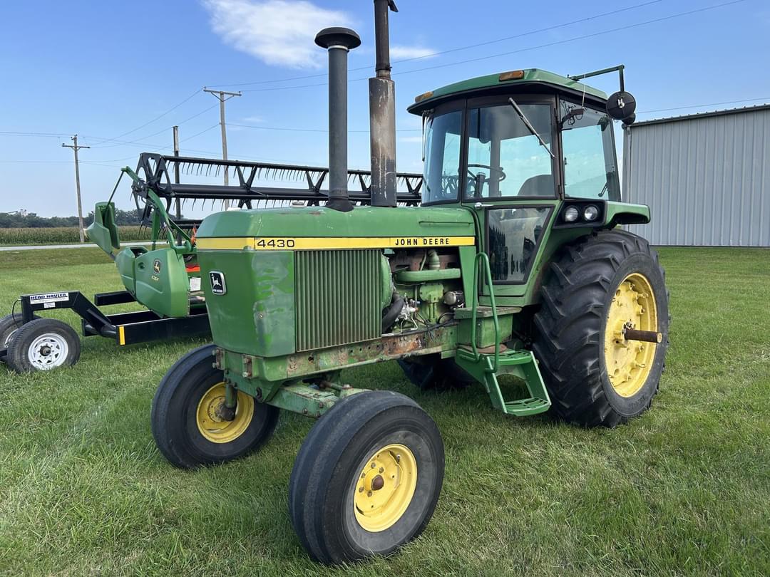 Image of John Deere 4430 Primary image