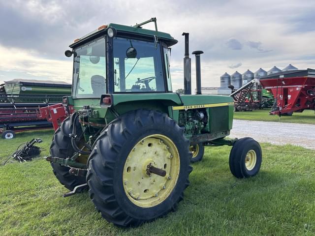 Image of John Deere 4430 equipment image 1