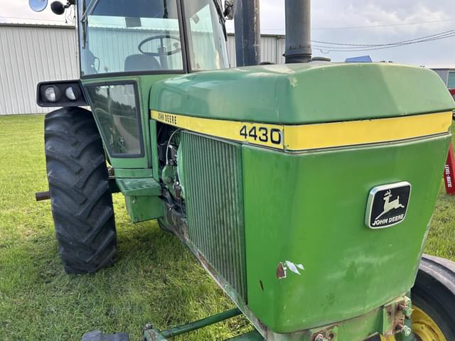 Image of John Deere 4430 equipment image 4