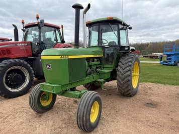 Main image John Deere 4430