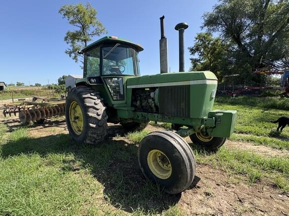 Image of John Deere 4430 equipment image 2