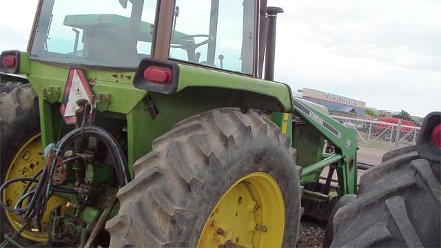 Image of John Deere 4430 equipment image 3