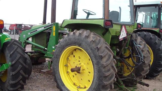 Image of John Deere 4430 equipment image 1