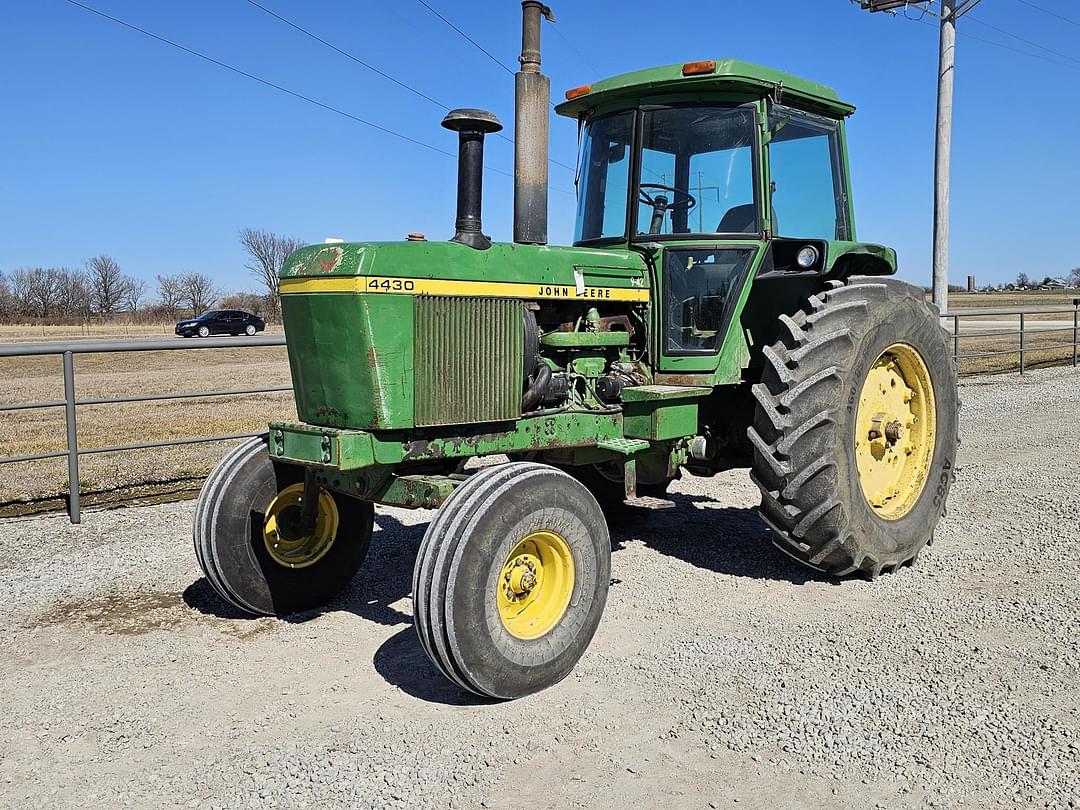 Image of John Deere 4430 Primary image