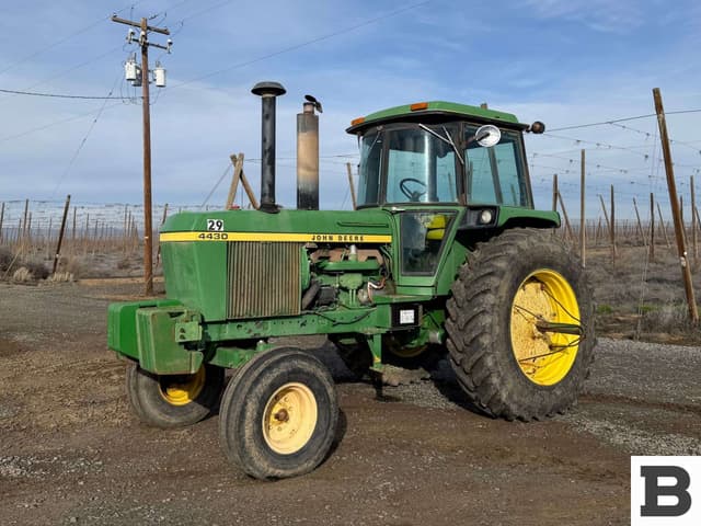 Image of John Deere 4430 equipment image 1