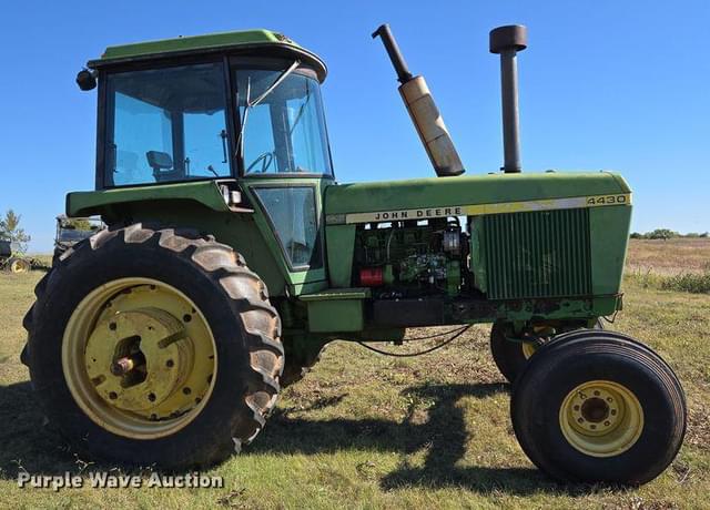 Image of John Deere 4430 equipment image 3