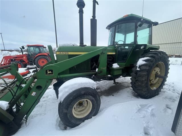 Image of John Deere 4430H equipment image 1