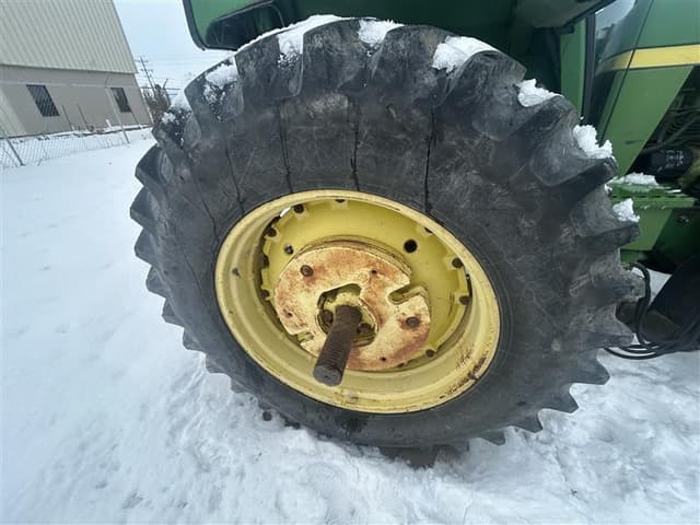 Image of John Deere 4430H equipment image 4