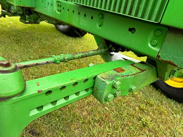 Image of John Deere 4630 equipment image 3