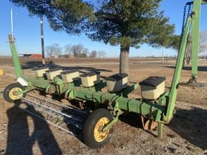1975 John Deere 7000 Image