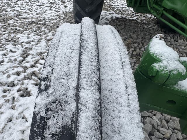 Image of John Deere 830 equipment image 3