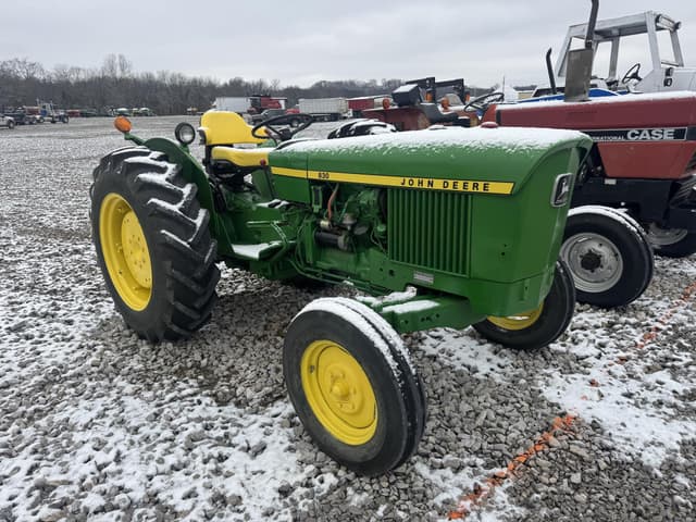 Image of John Deere 830 equipment image 2