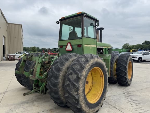 Image of John Deere 8430 equipment image 3