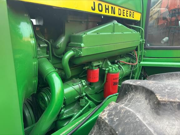 Image of John Deere 8630 equipment image 4