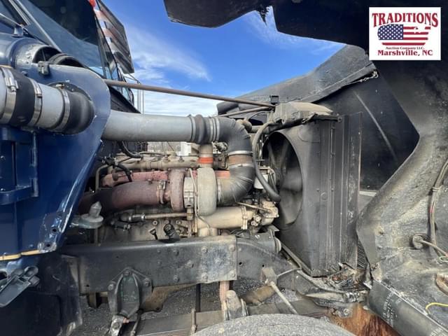 Image of Kenworth W900A equipment image 2