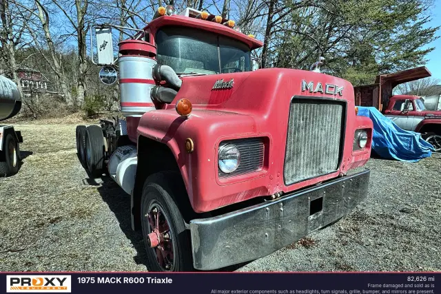 Image of Mack R600 equipment image 3