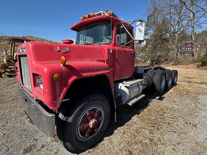 Image of Mack R600 Primary image