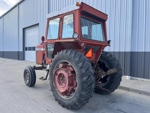 Image of Massey Ferguson 1085 equipment image 4
