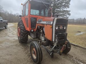 1975 Massey Ferguson 1085 Image