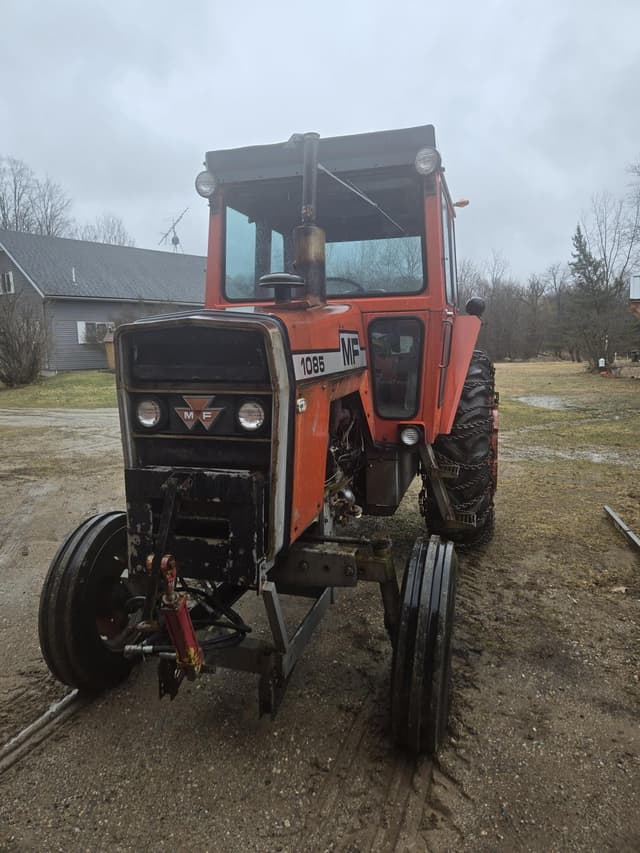 Image of Massey Ferguson 1085 equipment image 1