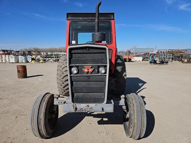 Image of Massey Ferguson 1135 equipment image 1