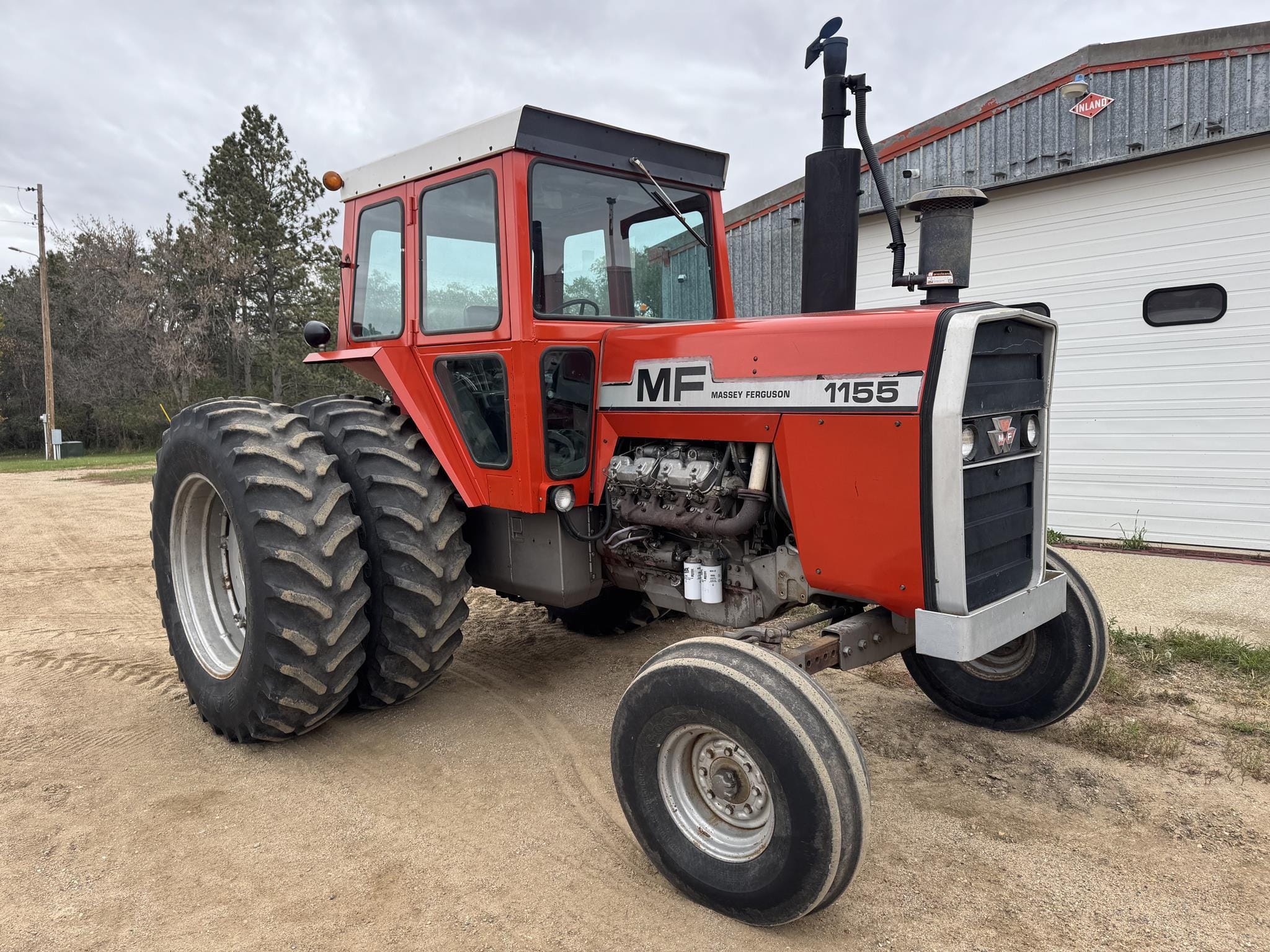 1975 Massey Ferguson 1155 Equipment Image0