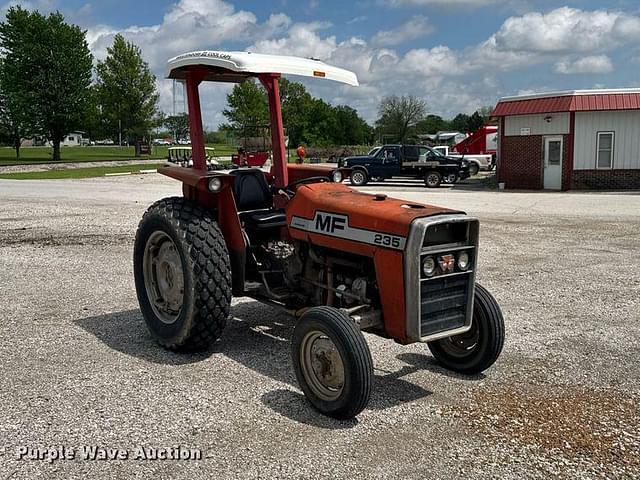 Image of Massey Ferguson 235 equipment image 2