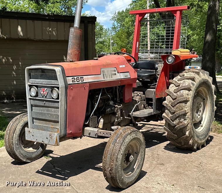 Image of Massey Ferguson 265 Primary image
