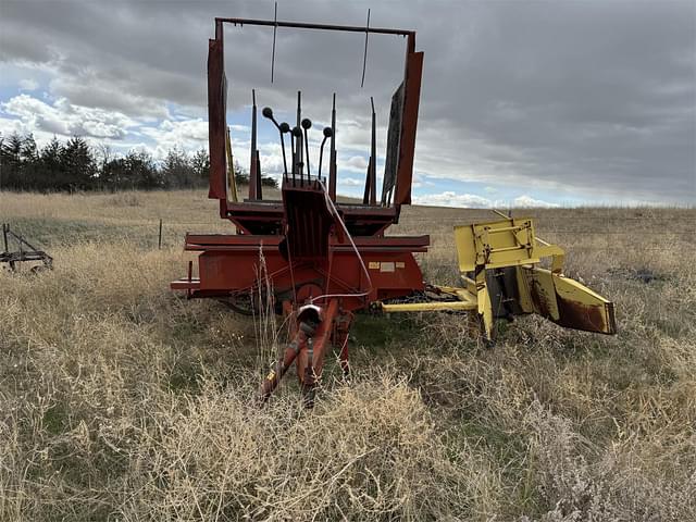 Image of New Holland 1032 equipment image 3