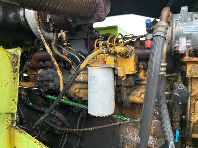 Image of Steiger Cougar II ST-300 equipment image 3