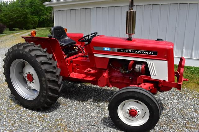 Image of International Harvester 464 equipment image 4