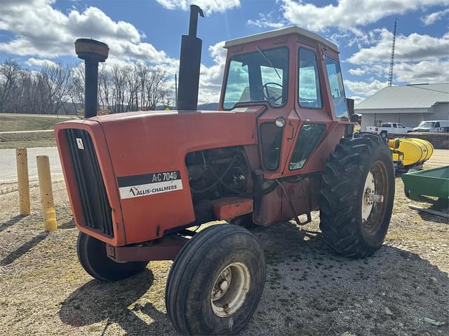 Image of Allis Chalmers 7040 equipment image 1