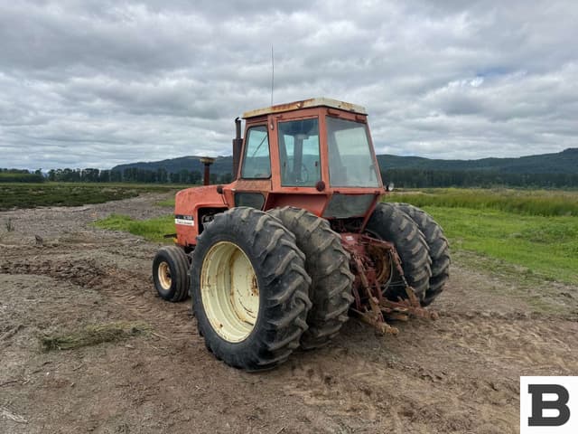 Image of Allis Chalmers 7040 equipment image 2