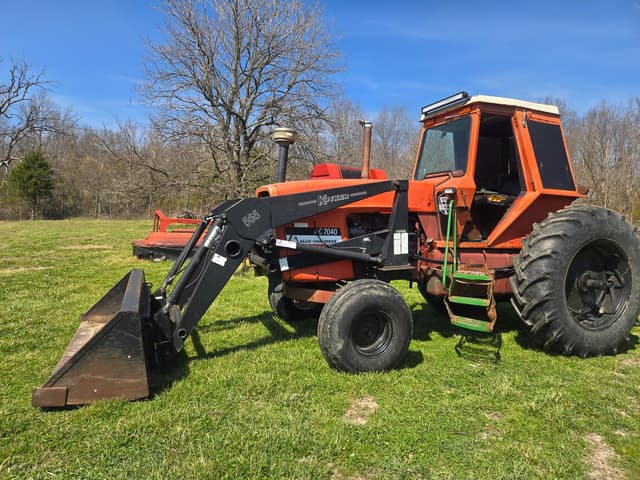 Image of Allis Chalmers 7040 equipment image 3