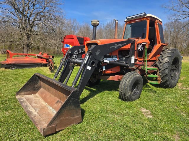 Image of Allis Chalmers 7040 equipment image 1