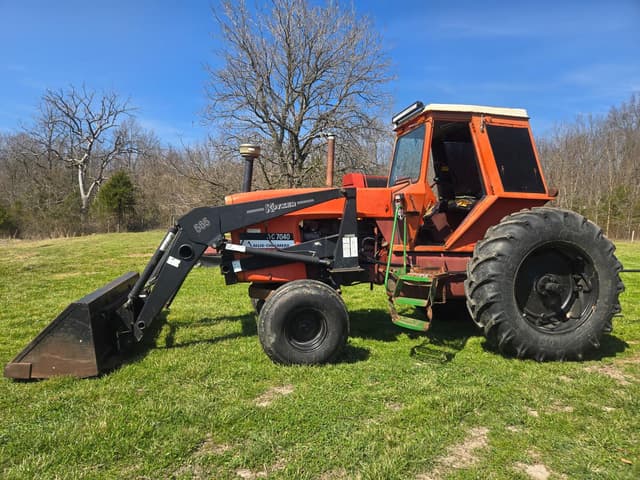 Image of Allis Chalmers 7040 equipment image 4