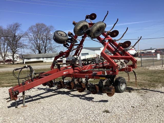 Image of Case IH 5300 equipment image 3