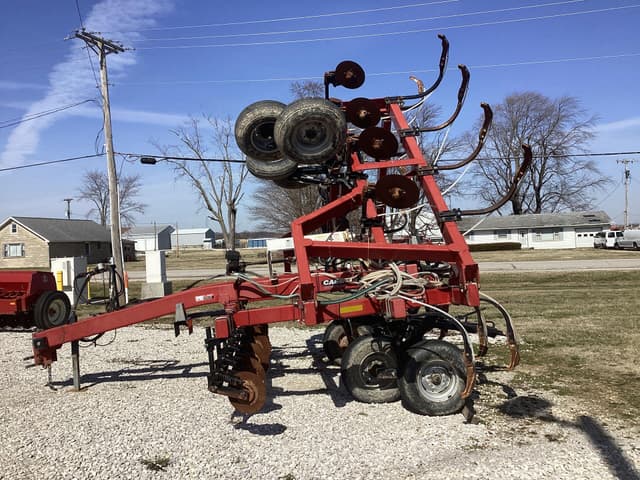 Image of Case IH 5300 equipment image 4