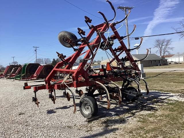 Image of Case IH 5300 equipment image 4