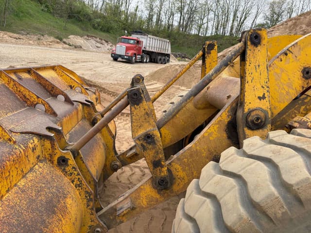 Image of Caterpillar 950 equipment image 2
